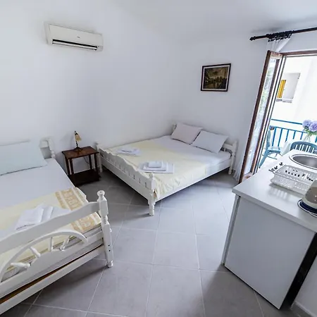 Apartments Vila Nikolic Rafailovici Exterior photo